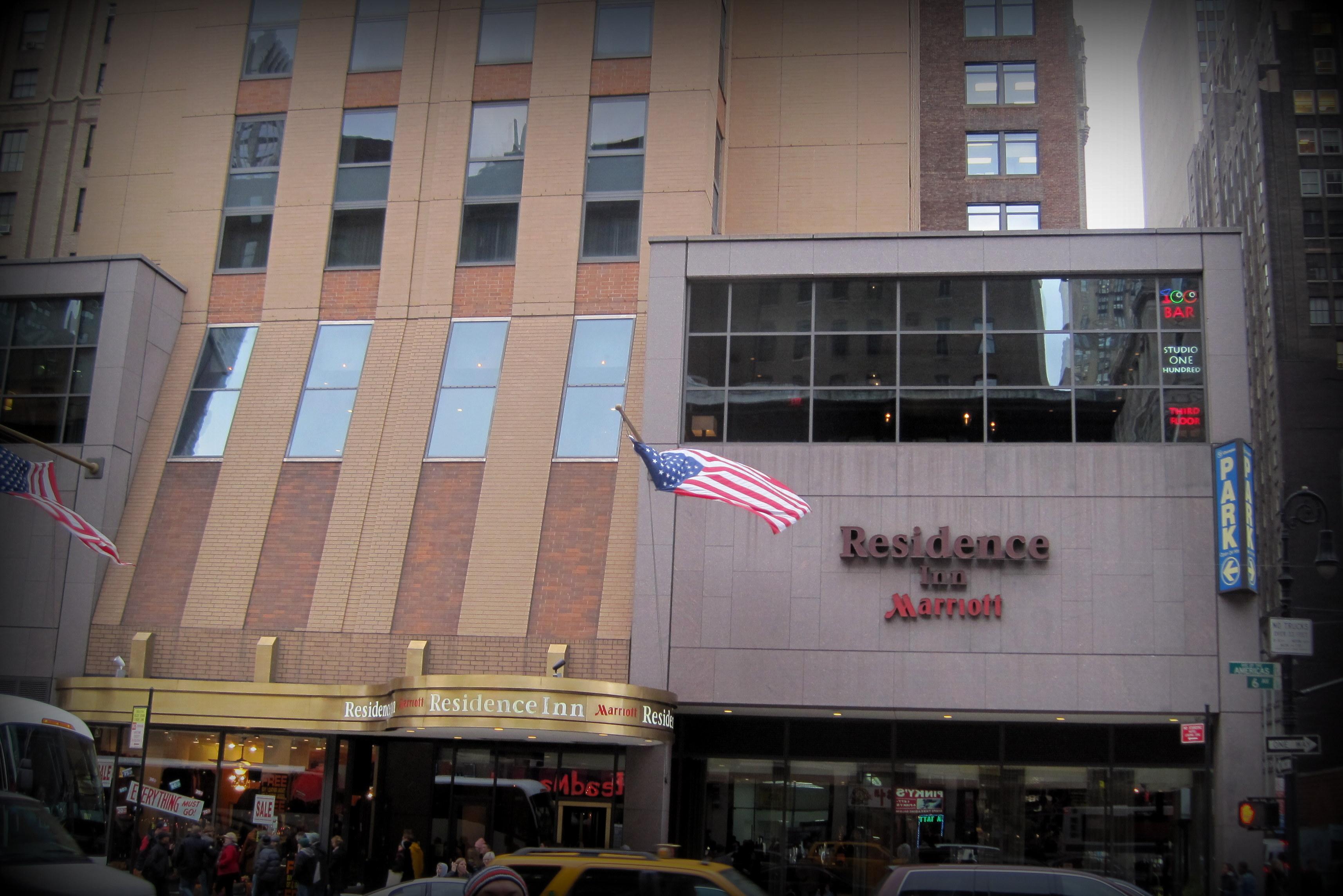 Residence Inn By Marriott New York Manhattan/Times Square מראה חיצוני תמונה